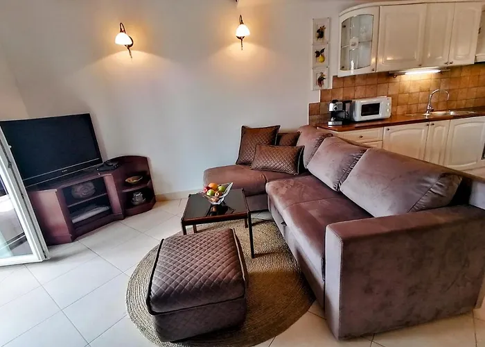 In With Sea View, Balcony, Air Conditioning, Wi-fi Apartmán Opatija