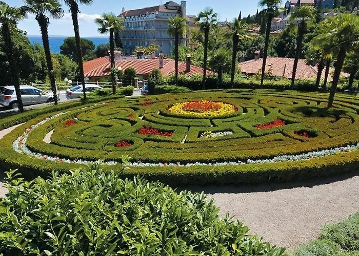 Apartmán In With Sea View, Balcony, Air Conditioning, Wi-fi Opatija