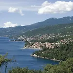 Daire In With Sea View, Balcony, Air Conditioning, Wi-fi *