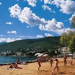 Daire In With Sea View, Balcony, Air Conditioning, Wi-fi Opatija