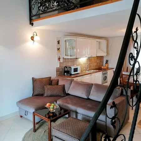 In With Sea View, Balcony, Air Conditioning, Wi-fi * Opatija