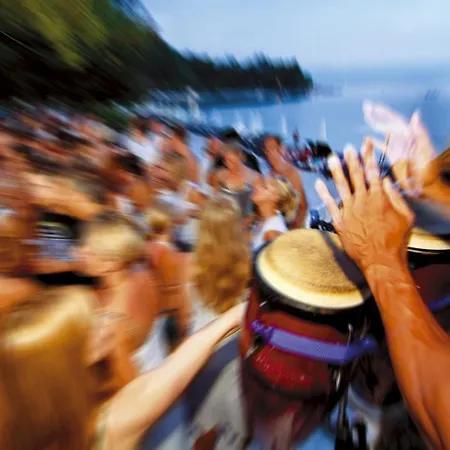 Lejlighed In With Sea View, Balcony, Air Conditioning, Wi-fi Opatija