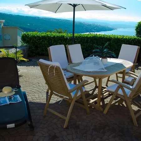 Lejlighed In With Sea View, Balcony, Air Conditioning, Wi-fi Opatija