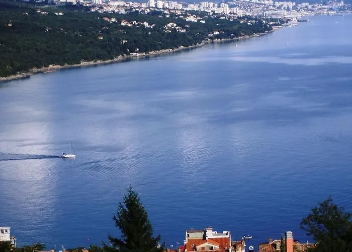 Lejlighed In With Sea View, Balcony, Air Conditioning, Wi-fi