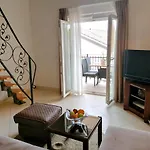 Appartement In With Sea View, Balcony, Air Conditioning, Wi-fi
