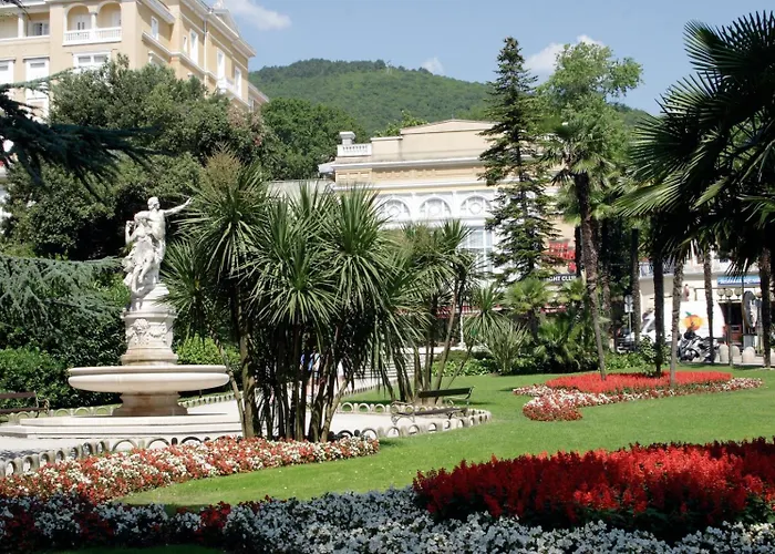 Apartment In With Sea View, Balcony, Air Conditioning, Wi-fi *