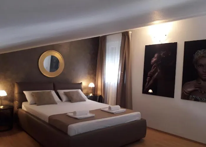 In With Sea View, Balcony, Air Conditioning, Wi-fi